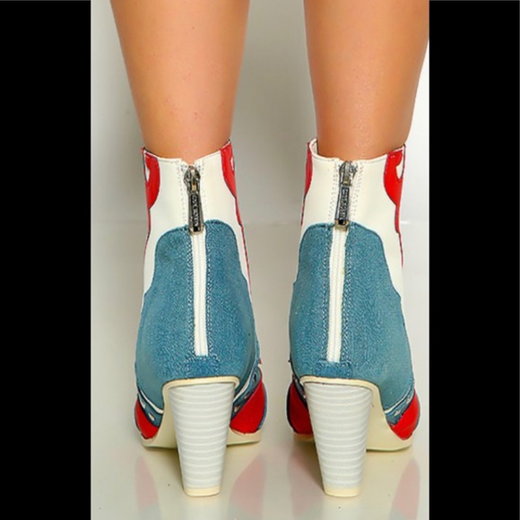 Cowgirl Boots - Picture 3 of 6